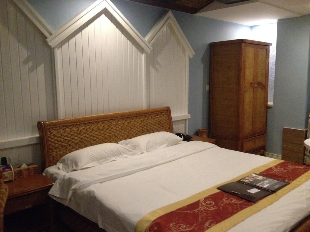 Harbin Walker Coffee Hotel Room photo